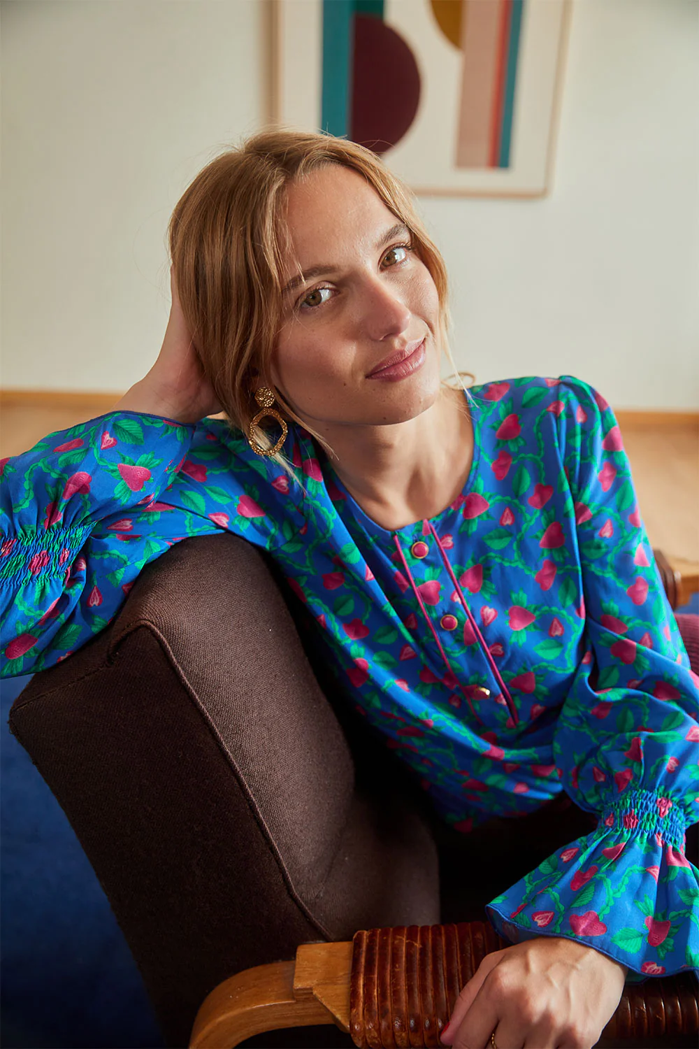 Blouse Flamboyante Fraises Volantes Bleu - Image 6
