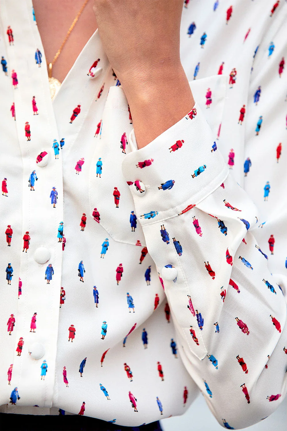 Chemisier en soie Reine Elisabeth - Image 6