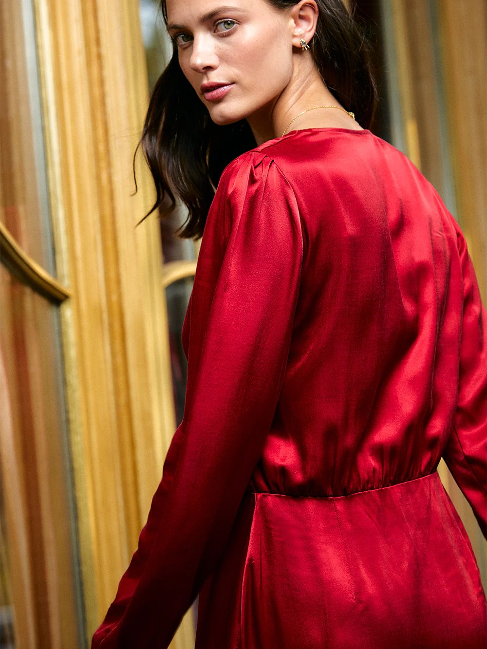 Robe Fougueuse Rouge Carmin - Image 5